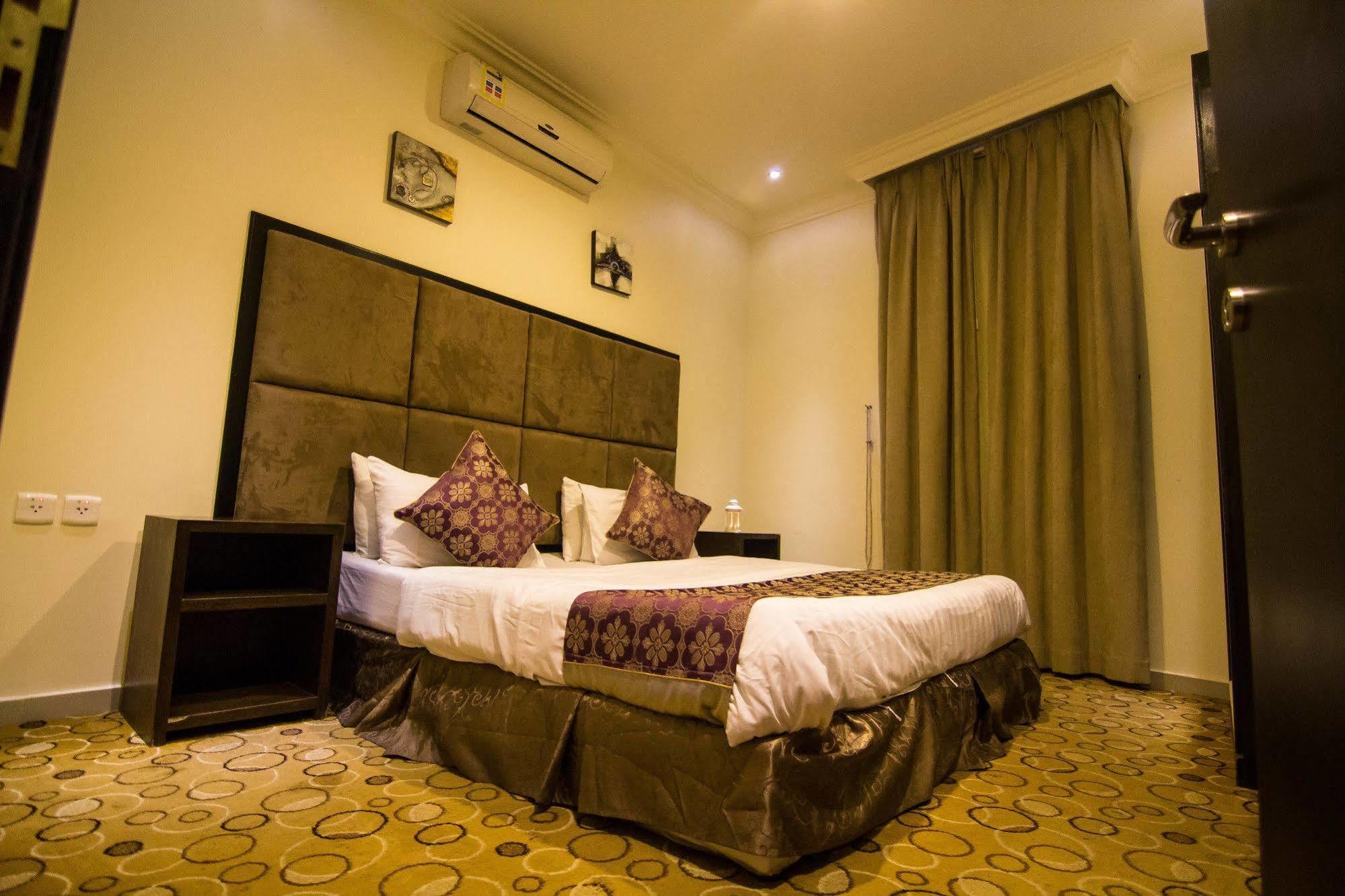 Al Makan Suites 101 By Al Azmy Riadh Exterior foto